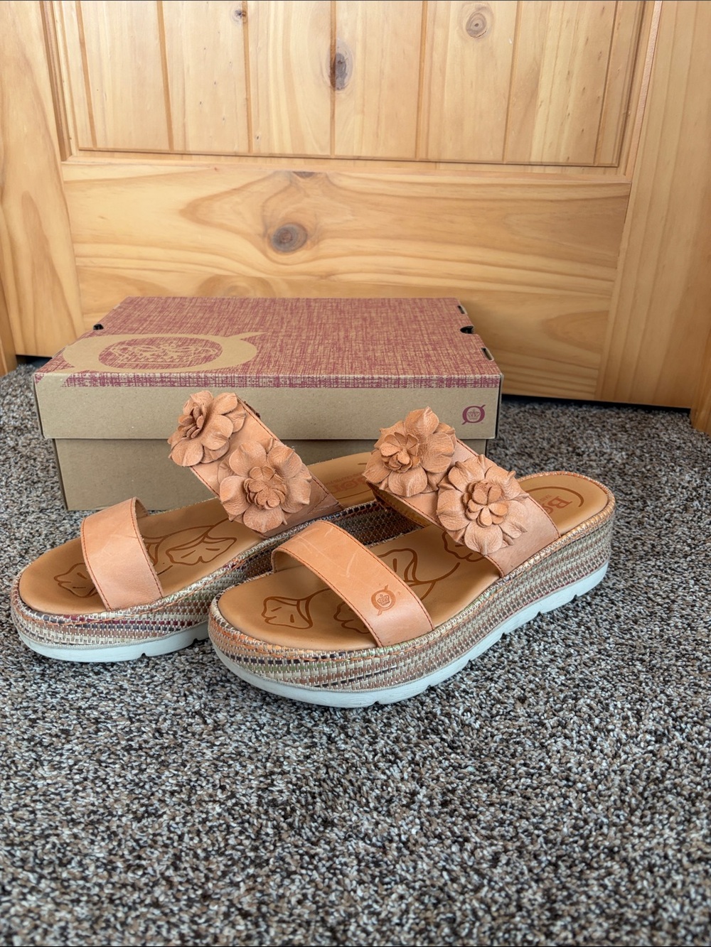 Born Womens Floral Two-Strap Wedge Sandals in Tan